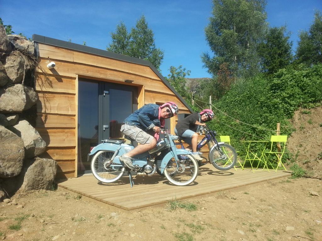 Domaine De L'Ours / Camping Lodge Saint-Urcize Exteriör bild